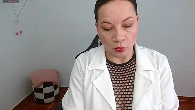 Snapshot of Sex-Psychology chatting on 07/12/26, 05:26 Sex-Psychology online show from 07/12/26, 05:26