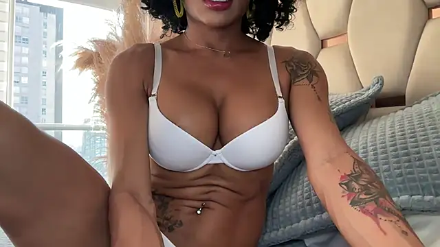 HOT LADY 777 online show from 07/28/26, 11:17