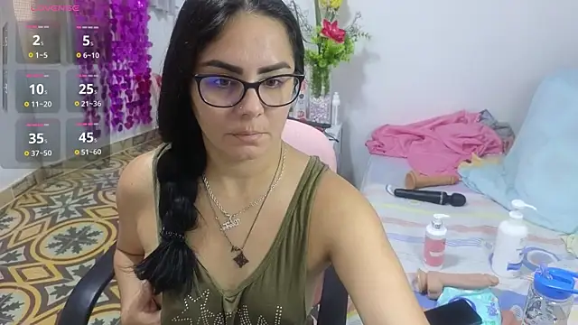 Snapshot of lovely_trix chatting on 11/01/25, 02:08 lovely trix online show from 11/01/25, 02:08