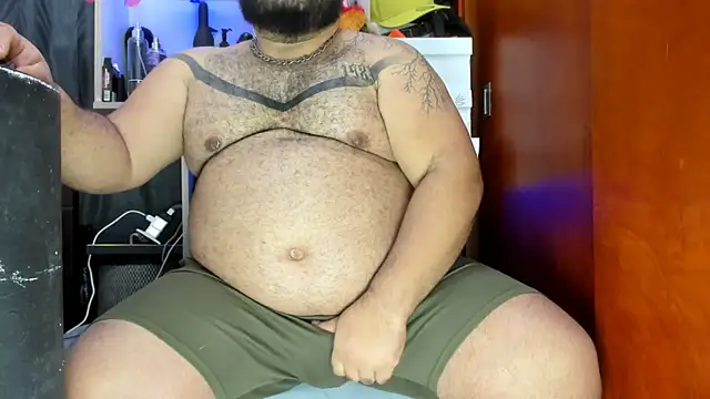 Latino bigcock online show from 12/01/24, 10:32