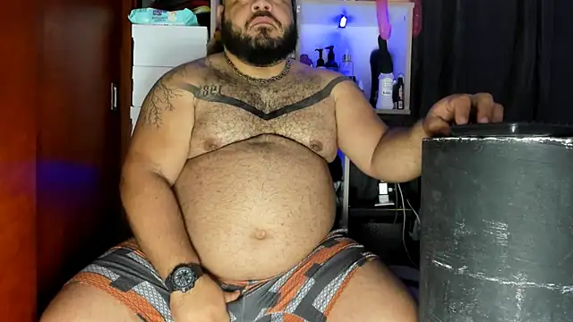 Latino bigcock online show from 12/04/24, 06:50