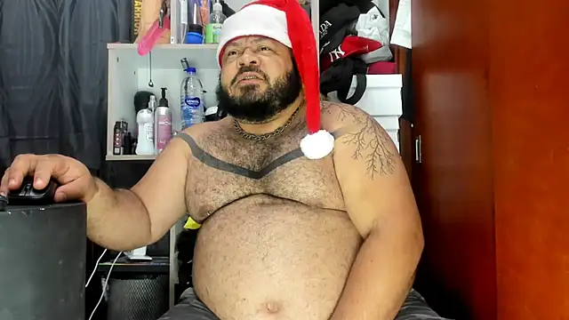 Latino bigcock online show from 12/30/24, 03:36