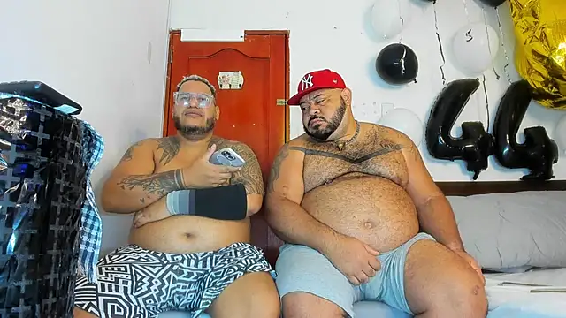 Latino bigcock online show from 12/17/25, 02:17