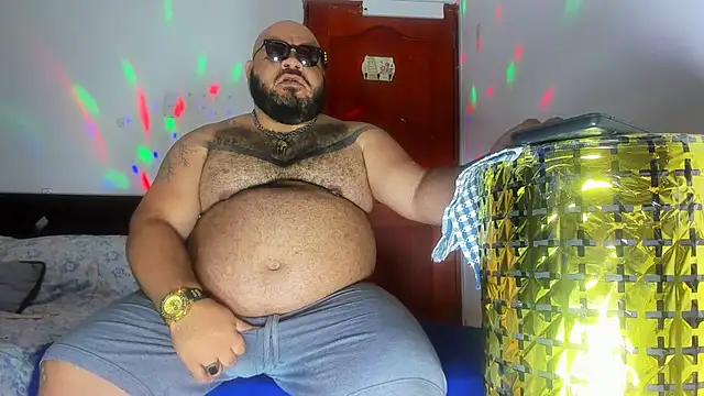 Latino bigcock online show from 03/03/26, 11:54