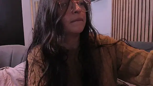 Eva Macalliter online show from 09/10/25, 01:33