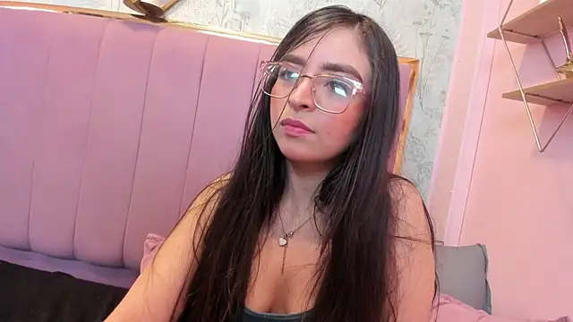 Eva Macalliter online show from 09/15/25, 02:17