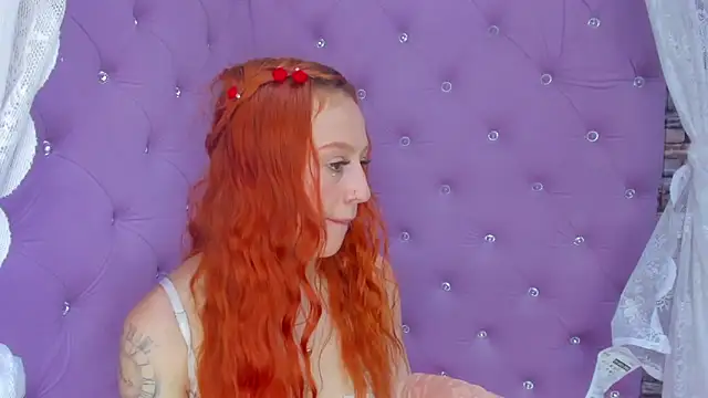 Snapshot of HornySlut69_ chatting on 03/21/25, 03:57 HornySlut69  online show from 03/21/25, 03:57