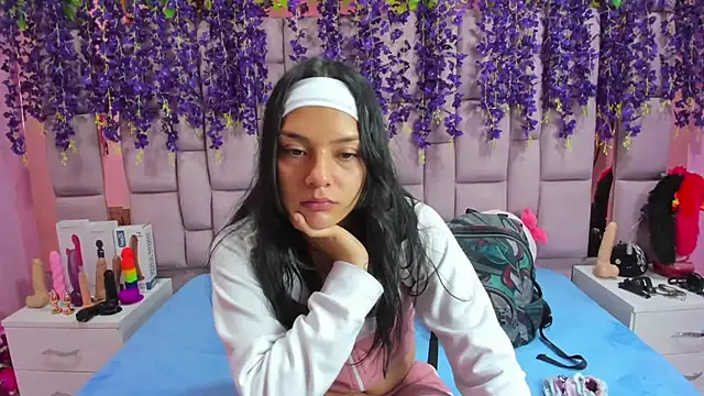 Snapshot of Bich_Anal_ chatting on 01/28/25, 01:38 Bich Anal online show from 01/28/25, 01:38