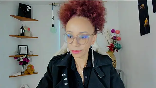 Snapshot of ScarlettMalbec chatting on 12/07/24, 10:39 ScarlettMalbec online show from 12/07/24, 10:39