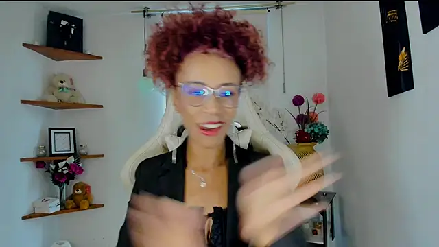 Snapshot of ScarlettMalbec chatting on 01/02/25, 10:11 ScarlettMalbec online show from 01/02/25, 10:11