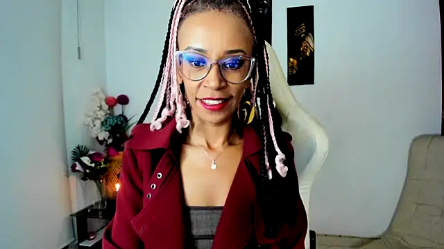 Snapshot of ScarlettMalbec chatting on 02/25/25, 11:44 ScarlettMalbec online show from 02/25/25, 11:44