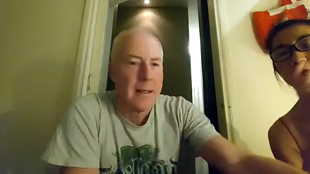 jiggy77777 online show from 10/22/25, 04:46