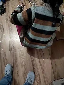 COUPLLE VILLAGE online show from 11/29/25, 02:47