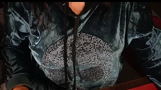 -AyeshaSinghania- online show from 12/03/24, 03:33
