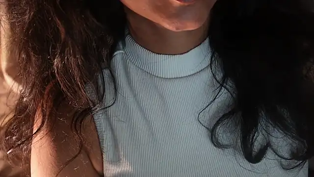 -AyeshaSinghania- online show from 09/23/25, 10:18
