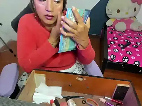 Snapshot of daleska_ayala_1 chatting on 11/08/25, 04:29 daleska ayala 1 online show from 11/08/25, 04:29