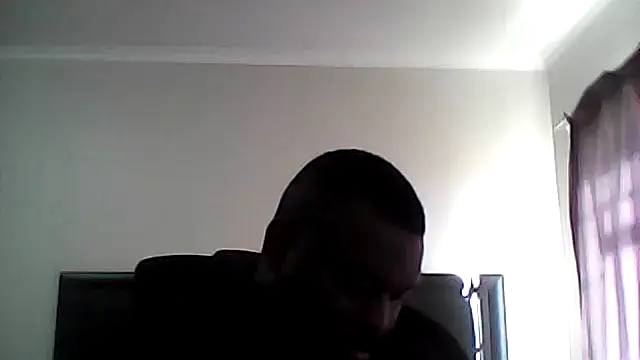 Snapshot of Yardie_bone chatting on 07/17/26, 07:15 Yardie bone online show from 07/17/26, 07:15