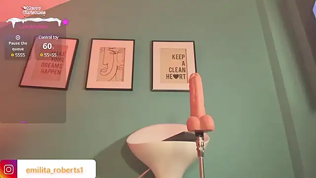 emily roberts1 online show from 12/22/24, 07:22