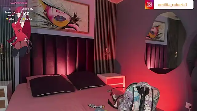 emily roberts1 online show from 01/25/25, 12:26