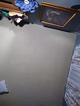 macnificent1fr online show from 12/25/24, 01:42