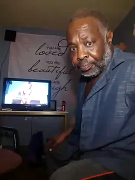 macnificent1fr online show from 02/02/25, 03:43