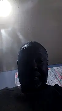 macnificent1fr online show from 11/28/25, 01:52