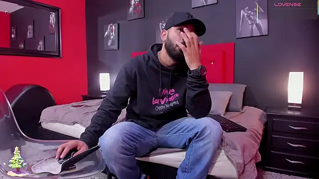 Thiagogomez online show from 12/04/25, 12:36