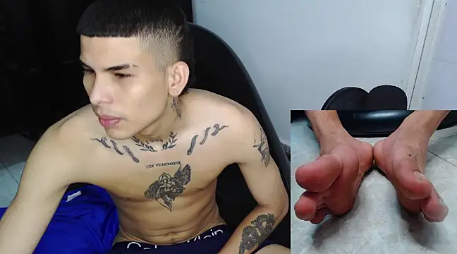 hot king20 online show from 02/08/25, 06:01