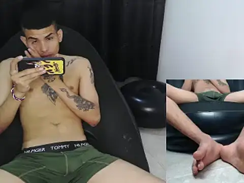 hot king20 online show from 02/19/25, 06:43