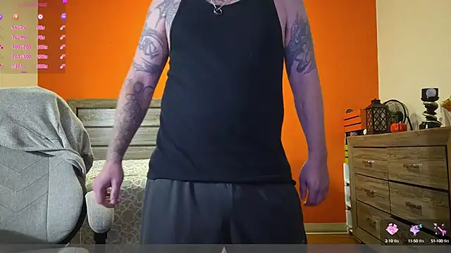 Snapshot of Hydro-Blastz chatting on 10/14/25, 12:11 Hydro-Blastz online show from 10/14/25, 12:11