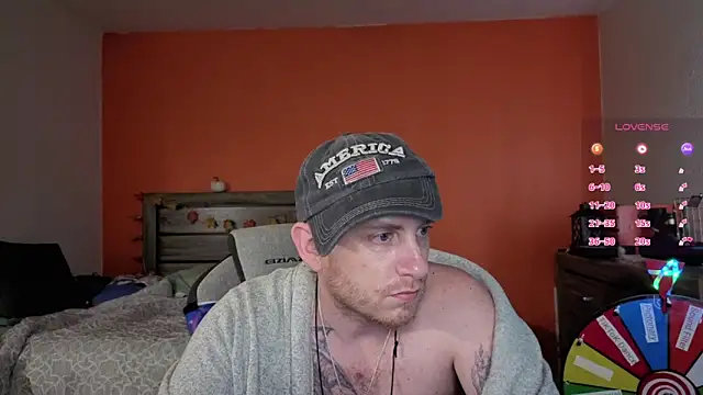 Snapshot of Hydro-Blastz chatting on 11/05/25, 02:28 Hydro-Blastz online show from 11/05/25, 02:28