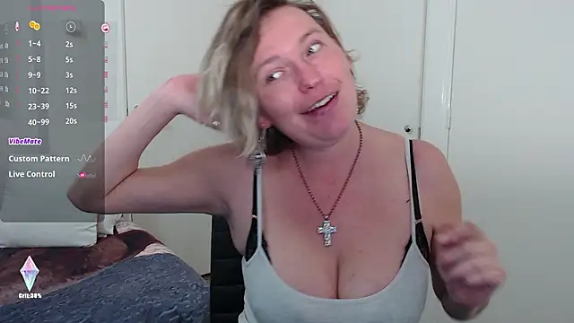 Snapshot of cumfun chatting on 02/11/26, 09:03 cumfun online show from 02/11/26, 09:03