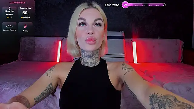 Snapshot of angel_devil_forever chatting on 11/05/25, 10:54 angel devil forever online show from 11/05/25, 10:54