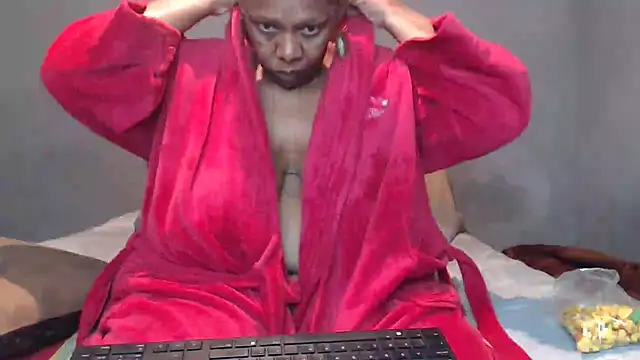 bustykelly online show from 09/25/25, 10:08