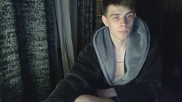 Snapshot of Student_Oliver chatting on 10/12/25, 07:35 Student Oliver online show from 10/12/25, 07:35