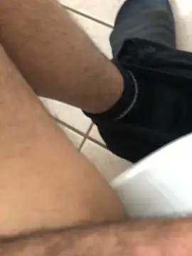 Snapshot of Lun4chuut chatting on 12/13/24, 06:42 Lun4chuut online show from 12/13/24, 06:42