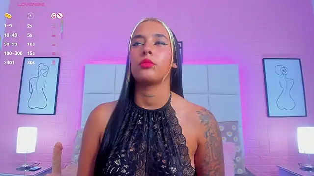 charlotte kisss online show from 06/09/26, 07:14
