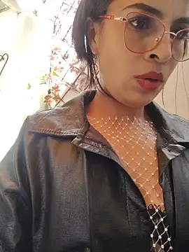 Astrid-- online show from 05/19/26, 07:31