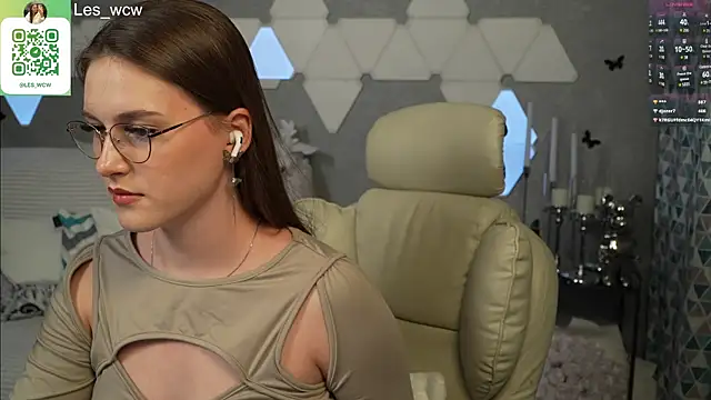 HarleyDeess online show from 01/26/25, 12:16