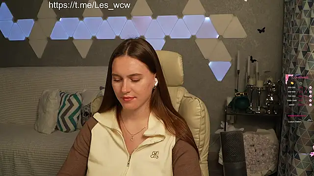 HarleyDeess online show from 11/02/25, 10:45