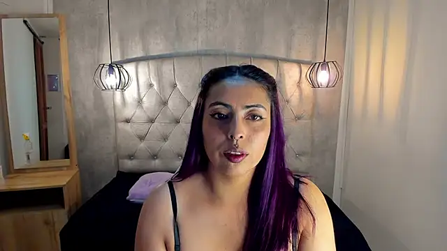 Snapshot of Alice_Laurentt chatting on 01/29/25, 03:01 Alice Laurentt online show from 01/29/25, 03:01