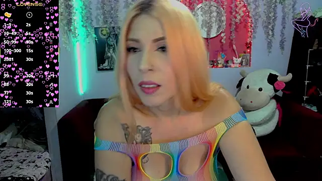 ValentinaMiller  online show from 06/13/26, 08:51