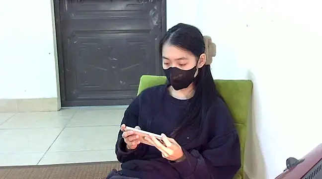 DA-EUN online show from 03/18/25, 02:47