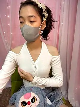 DA-EUN online show from 09/21/25, 07:32