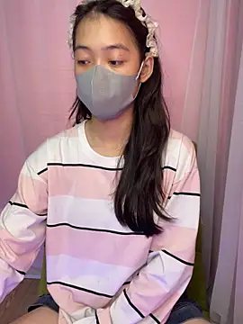 DA-EUN online show from 09/29/25, 02:49