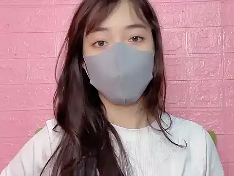 DA-EUN online show from 10/27/25, 03:43