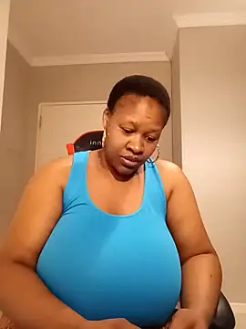 bustylisa1983 online show from 12/14/25, 04:40