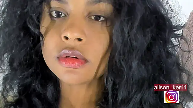 alison-ker3 online show from 02/03/25, 12:58