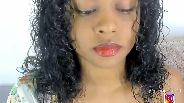 Snapshot of alison-ker3 chatting on 11/01/25, 10:06 alison-ker3 online show from 11/01/25, 10:06