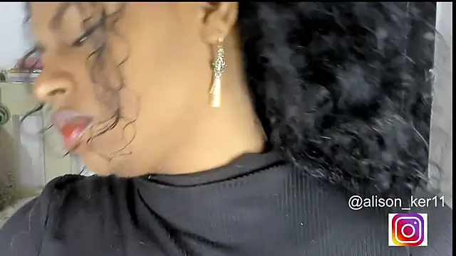 Snapshot of alison-ker3 chatting on 11/07/25, 04:01 alison-ker3 online show from 11/07/25, 04:01